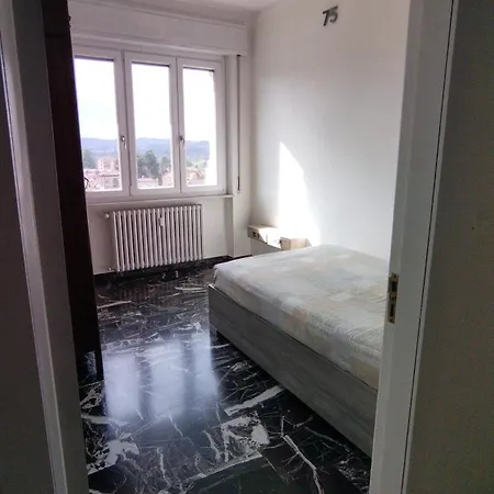 Vista Mozzafiato Lägenhet Ovada